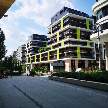 شقة Corvin Promenade With Free Parking بودابست المظهر الخارجي الصورة